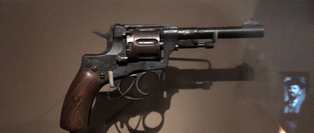 Titelfoto bij artikel De Russische revolver Freek van Beetz opiniez