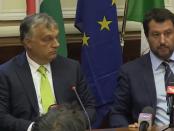 Premier Viktor Orbán van Hongarije en minister Matteo Salvini van Italie in overleg op 28 augustus 2018