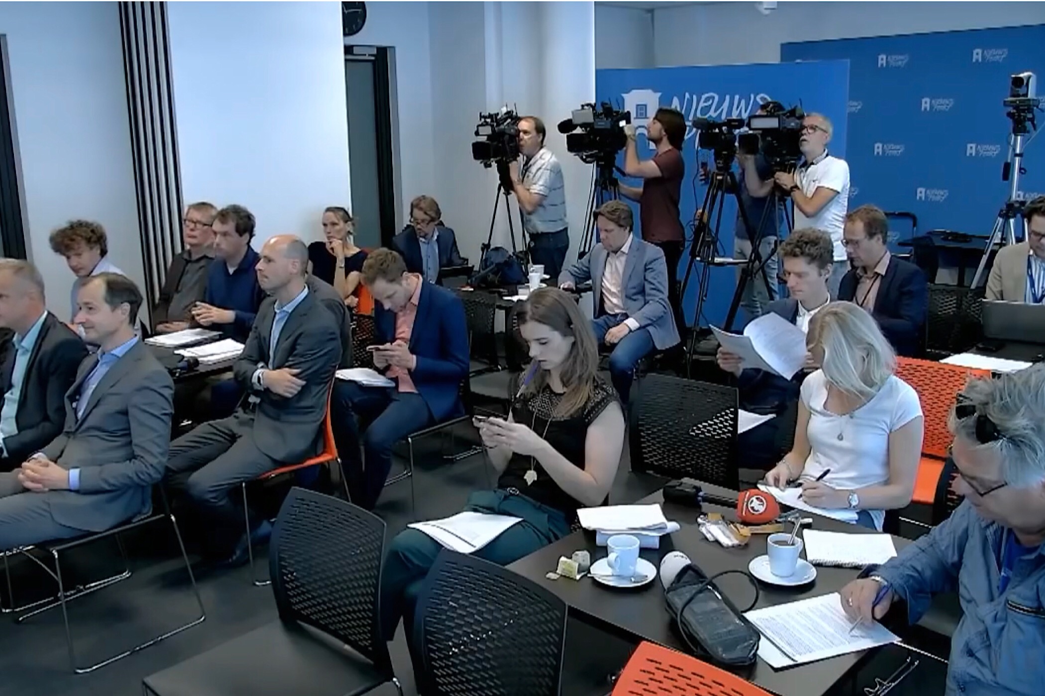 Persconferentie in Nieuwspoort