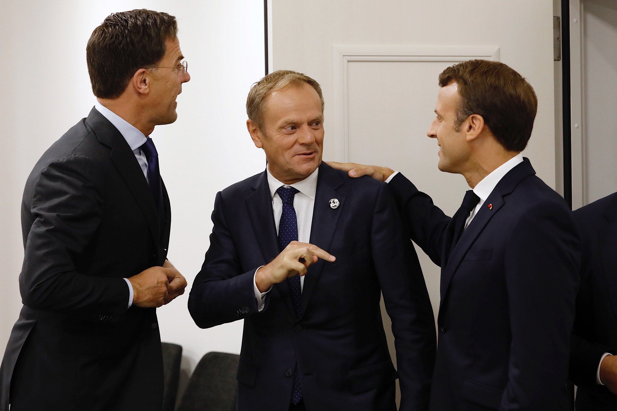 Titelfoto bij artikel George van Bergen op OpinieZ.co “Nederland laat zich wegspelen in de EU”