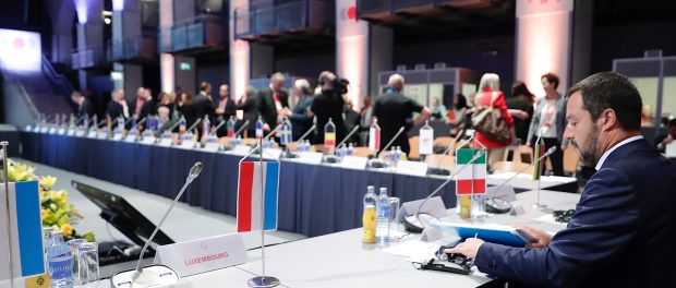 Titelfoto bij artikel Johannes Vervloed op OpinieZ.com “Er komt een regering-Salvini aan”