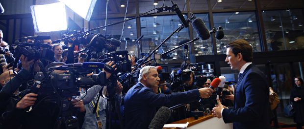 Titelfoto bij artikel Johannes Verrvloed op OpinieZ.com “ Verzet tegen federalistische EU groeit”