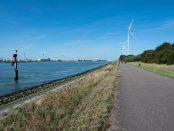 Titelfoto artikel Alma van Hees Opiniez.com “Failliet door Groene Stroom”