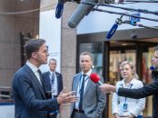 Titelfoto artikel Lex Hoogduin, Jan Gajentaan en Johannes Vervloed “EU-landen moeten weer baas in eigen huis worden”