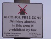 Woke Woensdag - Van Alcoholvrije Universiteit tot Racistische Grenzen Redactie opiniez 29 september 2021