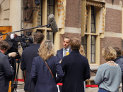 Titelfoto bij artikel Hugo's "pandemie van de ongevaccineerden" Annelies strikkers opiniez