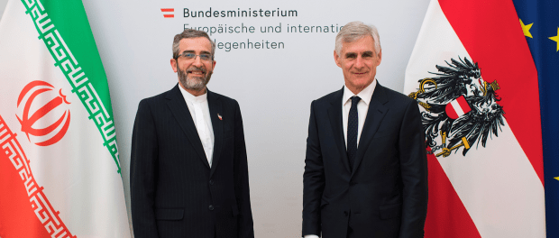 Titelfoto bij artikel Naïef Westen praat over herleving Iran-deal (2) Katiana Kayvantash opiniez