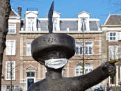 Titelfoto bij De dubbele Coronamoraal van de elite Ines van bokhoven opiniez