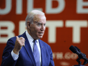 Titelfoto artikel Joe Biden heeft de wereld er niet veiliger op gemaakt Johannes vervloed opiniez