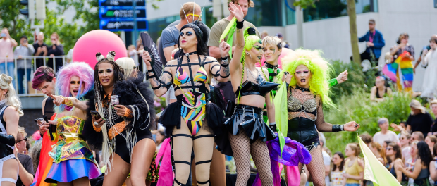 Titelfoto bij artikel Transgenderactivisten vergiftigen en onderdrukken het publieke debat Johanna Damen opiniez