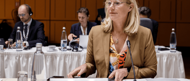 Titelfoto bij artikel De Sigrid Kaag-show draait weer op volle toeren Ines van bokhoven opiniez