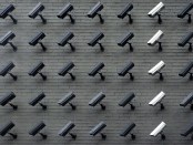 Titelfoto bij artikel AIVD, hoe kun je geen kwaadaardige elite zien? Rene dercksen opiniez