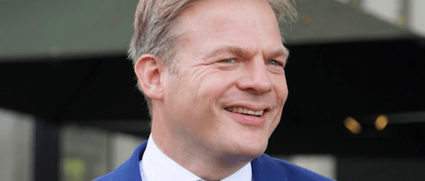 Titelfoto bij artikel Is Pieter Omtzigt nu echt de langverwachte Verlosser? Jan gajentaan opiniez