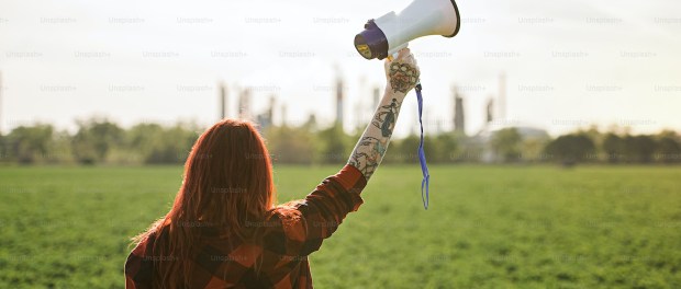 Titelfoto bij artikel De verstikkende hypocrisie op links in 14 mantra's Hans van tellingen opiniez