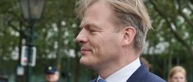 Titelfoto bij artikel Met rechtstatelijkheid lossen we de problemen niet op, Pieter Omtzigt! Jan gajentaan opiniez