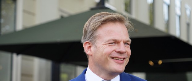 Titelfoto bij artikel Bepalen politieke leiders of de media een kabinetsinformatie? Bauke geersing opiniez