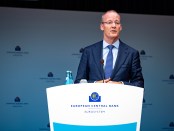 Titelfoto bij artikel De grote financiële verdwijntruc van bankbaas Klaas Knot Raymond Peil opiniez
