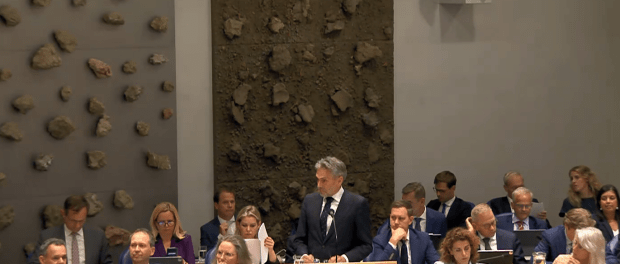 Titelfoto bij artikel wie regeert er eigenlijk in dit land deel 3 opiniez bauke geersing