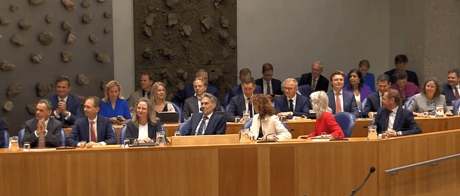 Titelfoto bij artikel Het is nu of nooit voor de Jongens en Meisjes van Schoof YorienvdH opiniez