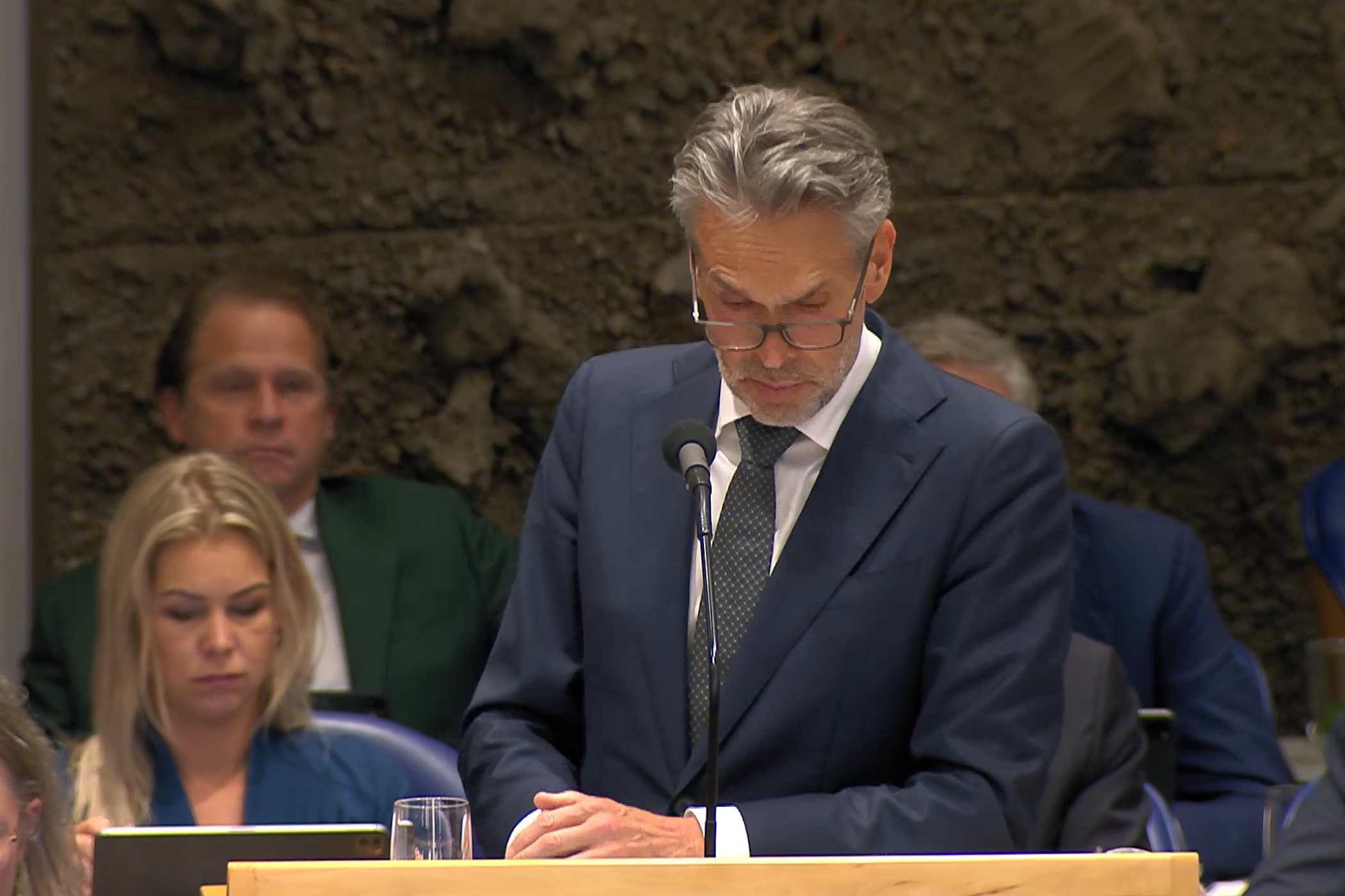 Titelfoto bij artikel Kabinet Schoof: reshuffelen of afnokken! jan gajentaan opiniez