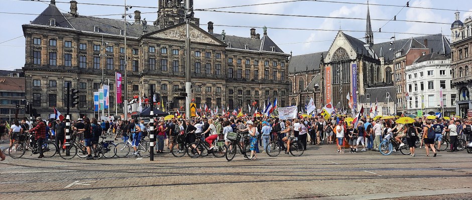 Titelfoto bij artikel Wie en wat regeert er eigenlijk in Nederland? Bauke geersing opiniez