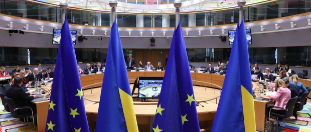 titelfoto bij artikel Nederlands EU-beleid kan breekpunt worden in kabinetsformatie Johannes vervloed opiniez