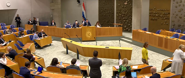 Titelfoto bij artikel Waarom een rechtse coöperatieve partij vijftig zetels kan halen hans van Tellingen opiniez
