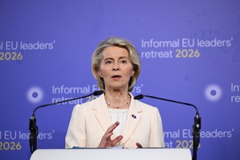 Titelfoto bij artikel EU-slogan 'strategische autonomie' is een politieke illusie johannes vervloed opiniez