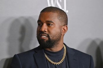 Titelfoto bij artikel Ondanks eerdere antisemitische uitspraken trad Kanye West gewoon op in Arnhem geke van der sloot opiniez